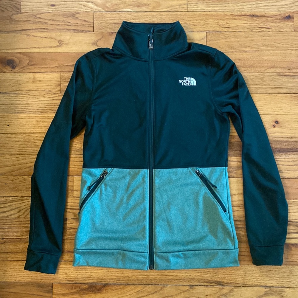 The North Face Women’s Lightweight Jacket
